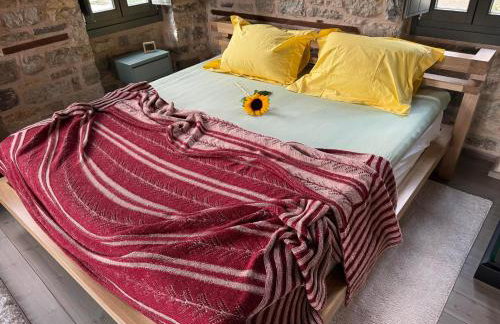 Χελιδόνα - Helidona - Foto 4