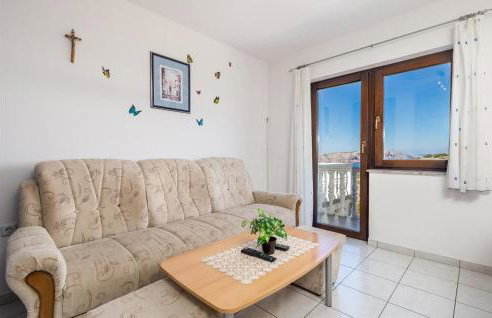 1 Bedroom Beautiful Apartment In Jablanac - Photo 4