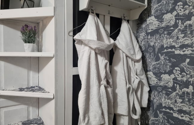 Angela's Hideaway - 2 Beds - Hot Tub - Sauna - Foto 33