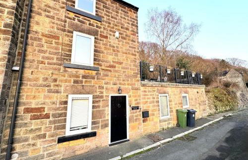 Peak District Getaway Retreat! The most Stunning Garden Views - Firepit - Brand newly refurbished - Perfect for friends & family getaways - Photo 42