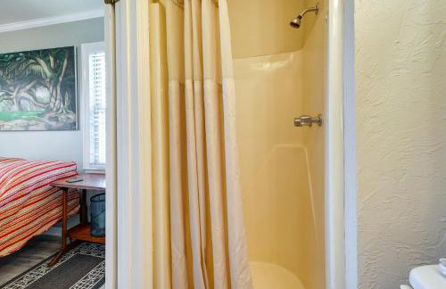 Charming Surf City Beach House - Walk to Ocean! - Foto 16