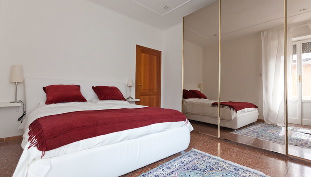 Rental In Rome Pateras Balcony Apartment - Foto 2, Habitación