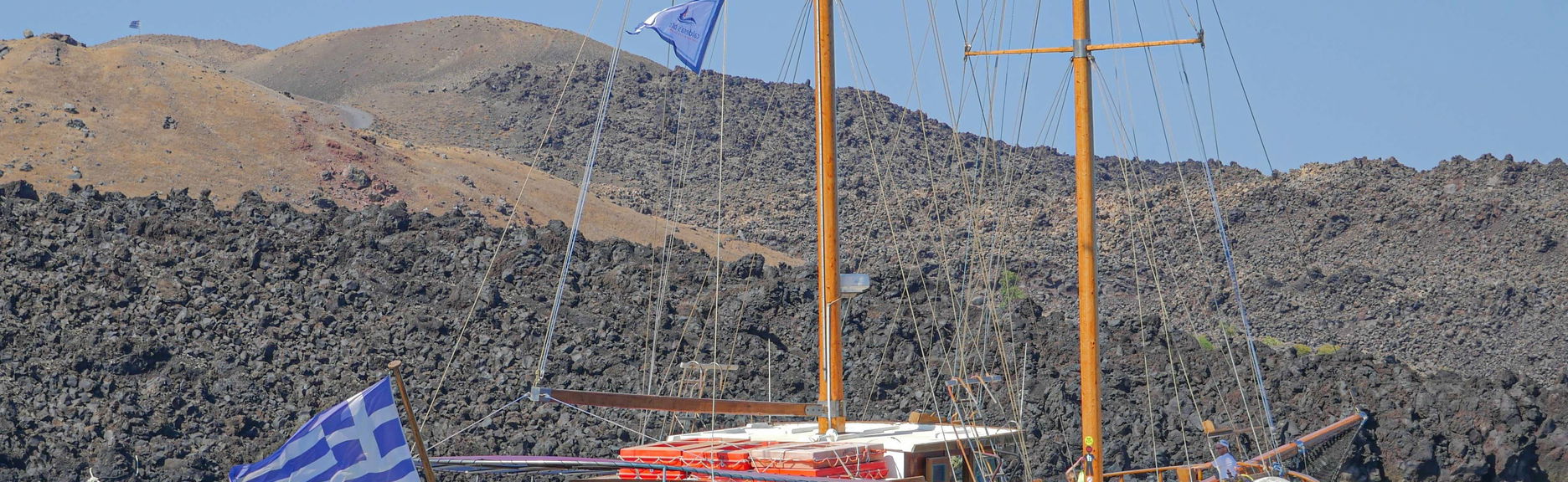 Giro in barca alla Caldera di Santorini