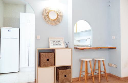 Apartamento céntrico a segunda línea de playa - Foto 1