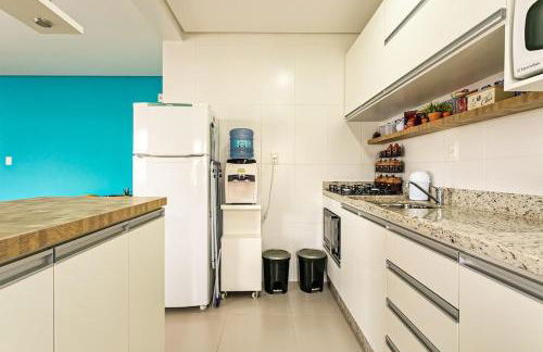 Apto 2Q e churrasq. 800m da praia de Jurerê SGA202 - Foto 13