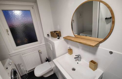 Bliss - 2 Schlafzimmer, Boho, Netflix, Arbeitsplatz - Foto 25