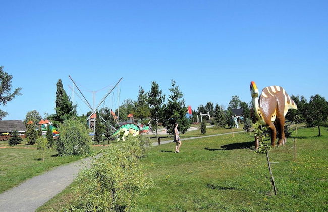 Bungalow in Wrzosowo Near Baltic Sea Beach - Photo 17
