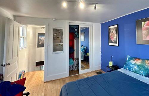 Unique Artsy 2 Bdrm Apt 1.5 mi from Downtown - Foto 36