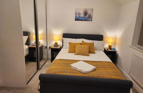 Beautifully Fab 3 bedroom 4 beds New home 8 guests Stretford Trafford - Foto 5