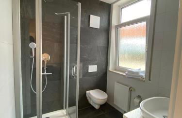 Nord-Ries Apartments mit Bad & Küche - Photo 14