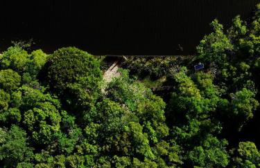 Refúgio na Lapinha com dois chalés, ideais para casal, família ou pequeno grupo de amigos, com acesso privativo à lagoa, caiaques e quadra de beach tennis - Foto 5