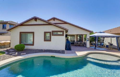 4 Mi to Luke AFB Family Home with Pool and Hot Tub - Foto 26