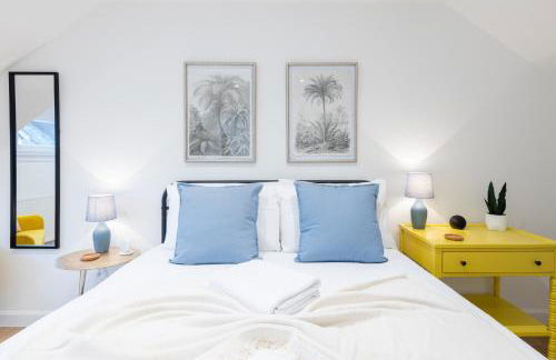 The Pinkish House - 4 bed home in the town centre - Foto 16