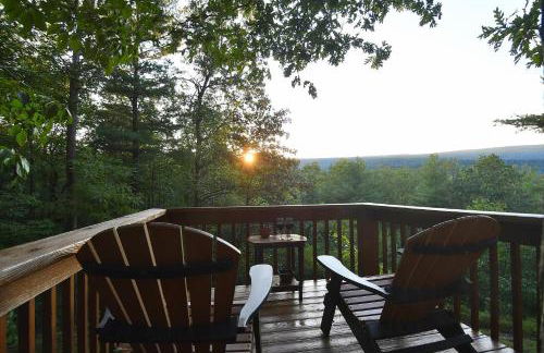 The Outlook - Pet Friendly, Grill, Wifi, View, Fire Pit, Deck, Family Friendly, Foosball, Game Room, King Bed, Fireplace - Photo 59