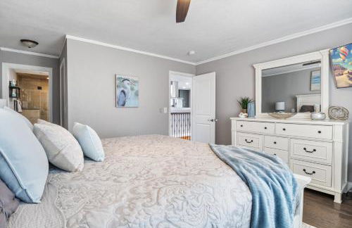 Spacious Home & Lake Access, Lake Views Throughout - Foto 26