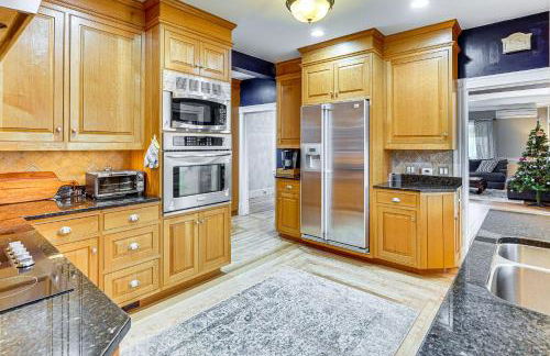 Ski, Hike and Fish Modern Rutland Home - Photo 3