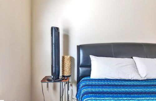 Sleeps 8 comfortably! Super location! - Foto 35