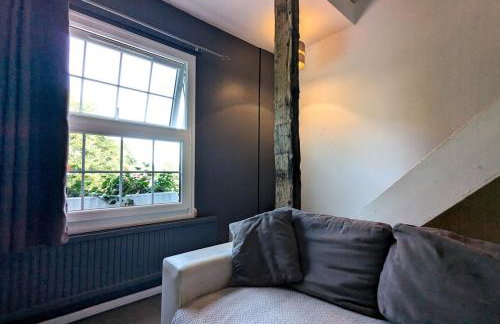 Quirky & cosy 1 or 2 bedroom house in peaceful village - Photo 59