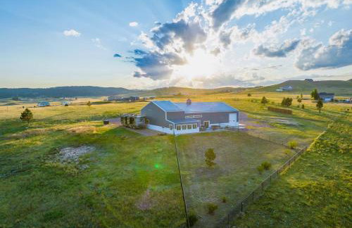 Black Hills Barndo-Hot Tub & Massage Chair - Foto 2