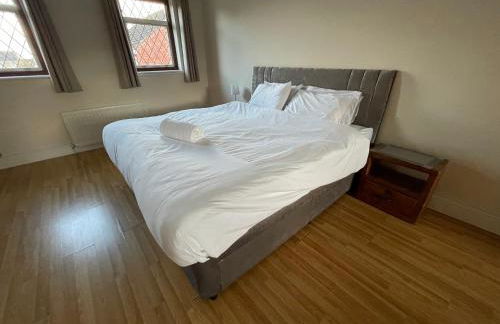 Super King Bed Suite, Executive office, fast WiFi, free parking - Foto 18