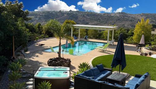 Private Pickleball Villa, Pool Oasis & Chic Casita - Foto 3, Garden, sunbed