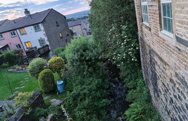 2 Bed Woodland Retreat - Garden & Free Parking - Foto 14