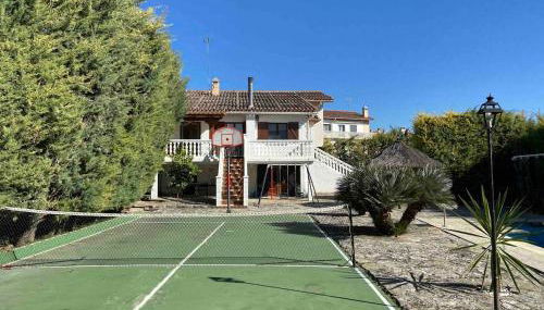 Maravillosa casa con piscina en un pueblo único, Artajona - Navarra - Foto 3