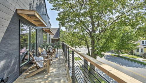 Modern Townhome with Deck - half Mi to Elkhart Lake! - Foto 3