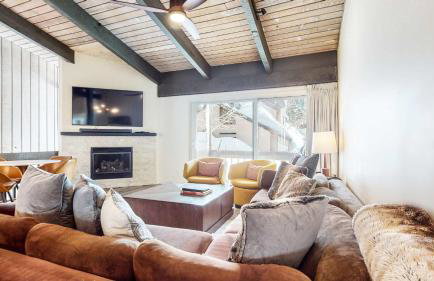 Mid Century Modern Cabin #212 - Walk to Village - Foto 2