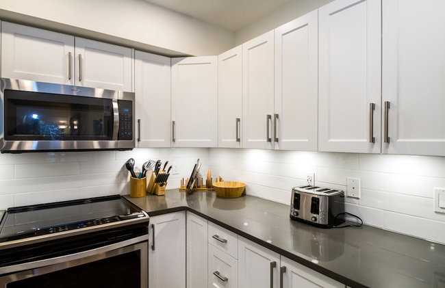 Magog Condo by Revelstoke Vacations - Photo 8