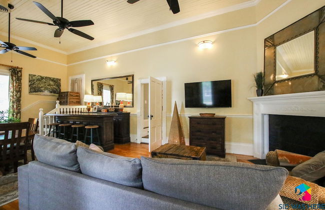 The Irish Bar near Bay Historic Savannah - Photo 33