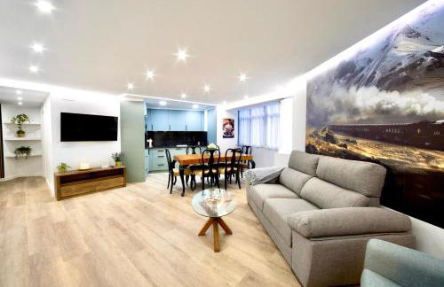 Train Station by Lugo Collection - Foto 2