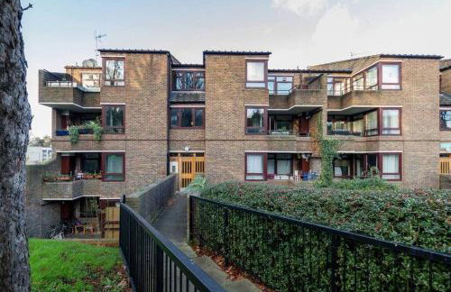 Spacious Two Double Bedroom Flat - Foto 10