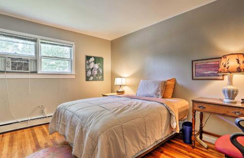 Wawayanda House on 62 Acres - Multiple Fireplaces! - Foto 20