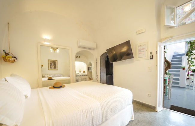 Santorini Paradise - Photo 36