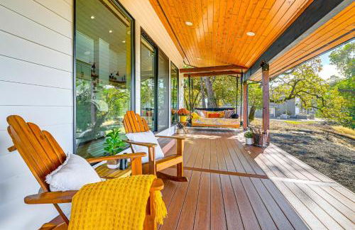 Dreamy Hilltop View Roseburg Retreat with Hot Tub! - Foto 21