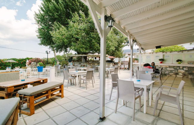 Ampavris Family Apartments - Photo 23