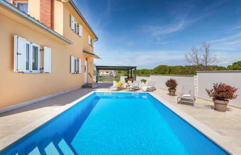 2 Bedroom Lovely Home In Musalez - Foto 5