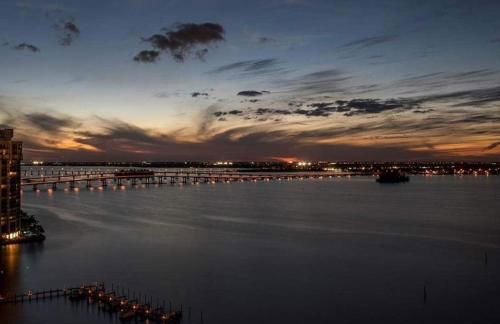 Harbor View Elite-Luxury Apartment-Amazing Views - Foto 19