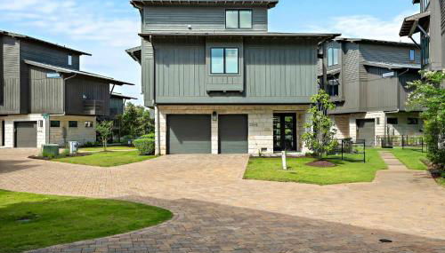 Luxe 3-Story Retreat - Chefs Kitchen and Firepit - Foto 5