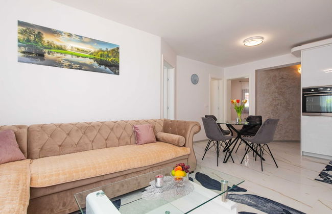 Modern Apartment With Terrace and Private Parking Krk - Foto 5