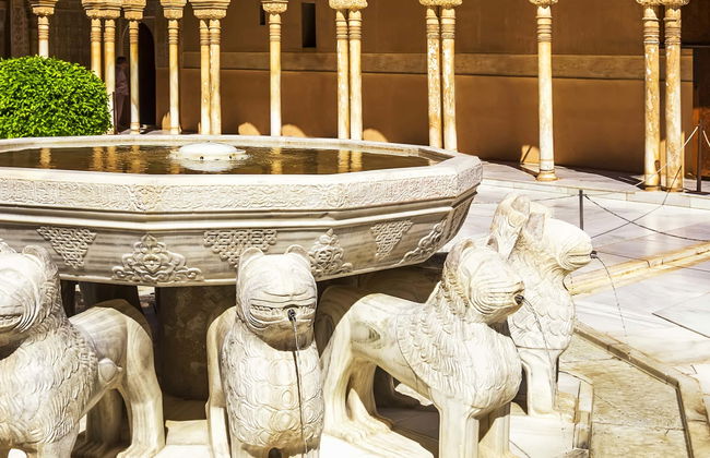 Granada Day Trip + Alhambra Tour - Photo 1