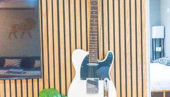 The Moose #7 - Instaworthy Studio with Amazing Views, Free Parking & Heated King Bed - Foto 3