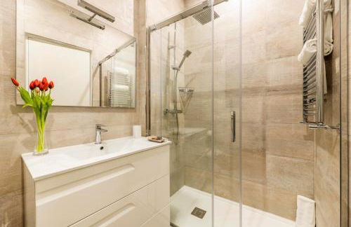 Madrid 1915 Private Suites - Photo 21