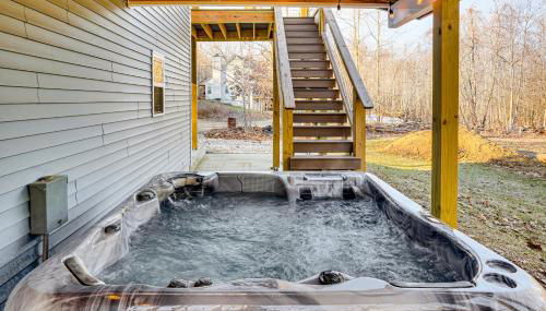 Peaceful Retreat with Hot Tub Near Lake Barkley! - Foto 3