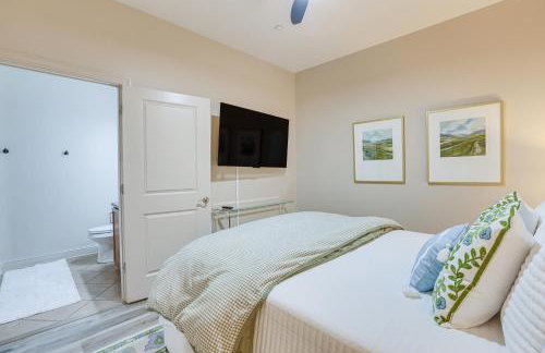 Walk to UA Campus Apt with Secure Parking! - Foto 13