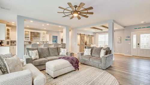 Private Beach and Deck Bayfront Home in Hayes! - Foto 5