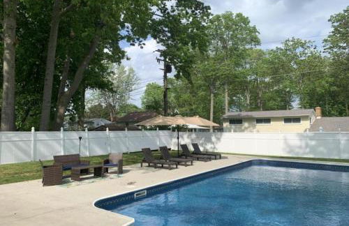 Swim and Relax In our Pool and Hot Tub and Recently Renovated - Foto 78