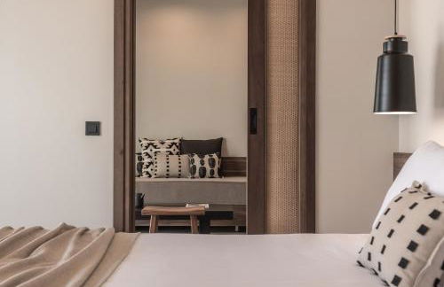 AKU Suites with private pools - Photo 8