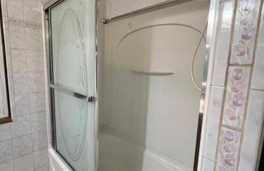 Holyoke House Oasis - Fast Wifi, Spacious, Quiet Neighborhood - Foto 7